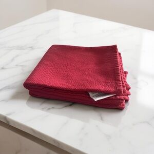 Williams Sonoma Kitchen Towels (2)